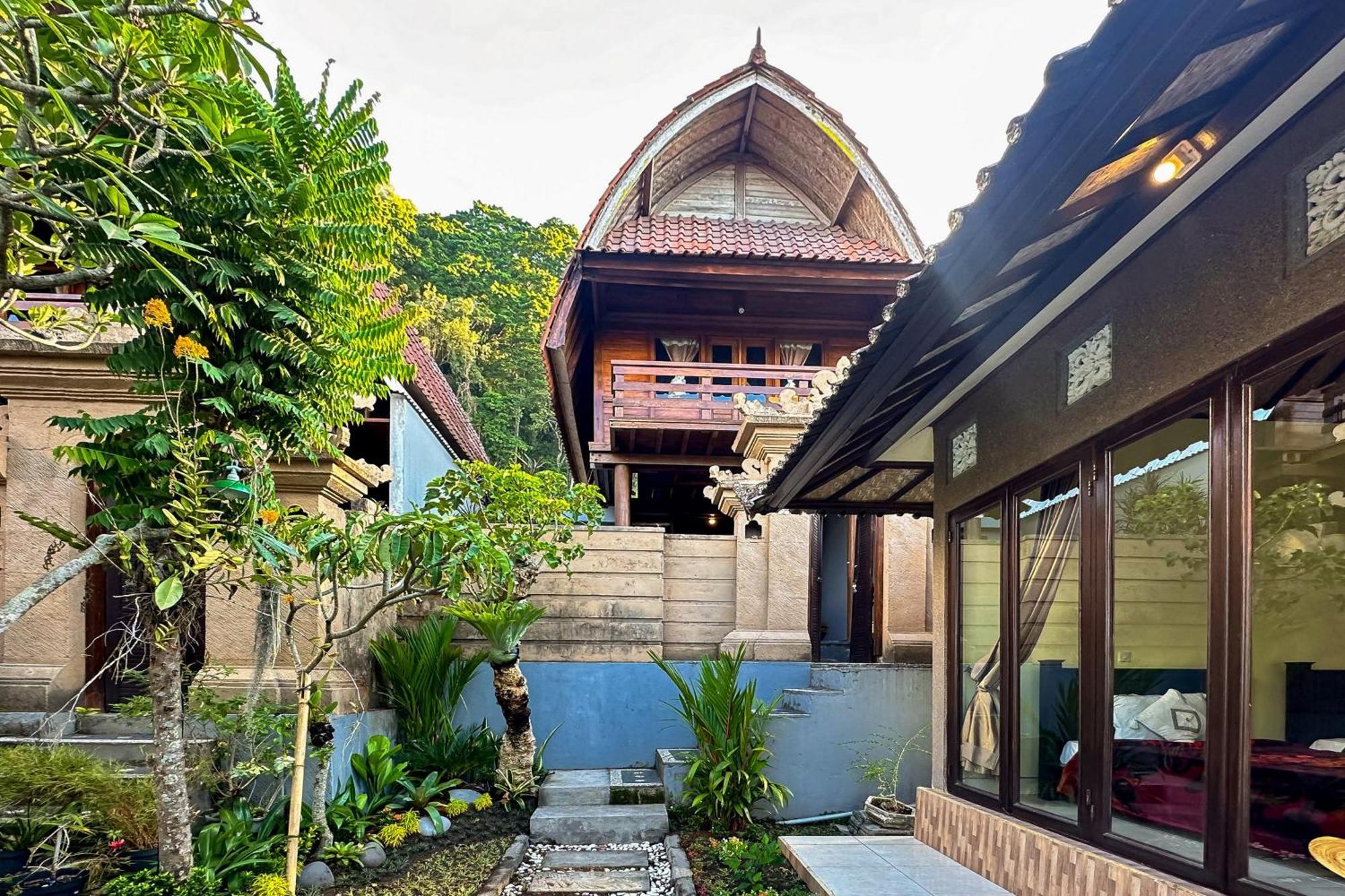 Baruna Lake Side View Kintamani  Exterior photo